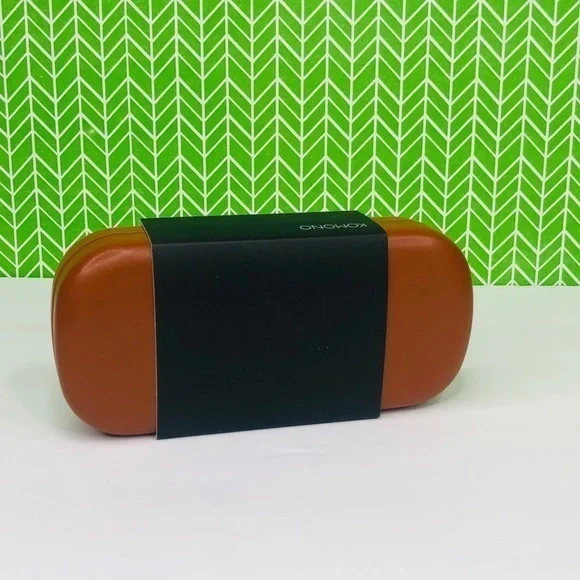 KOMONO Lulu Black Jade Sunglasses NEW cateye - Picture 10 of 11